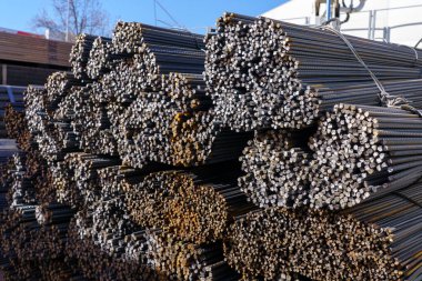 Depodaki malzemeler. Seçici odaklı arkaplan ve metin için alanı kopyala