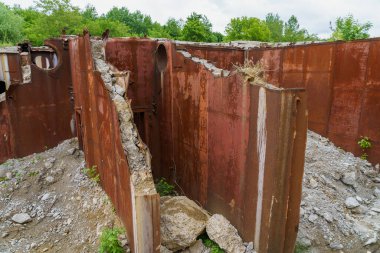 Terk edilmiş gizli nükleer sığınak. Soğuk Savaş Komuta Merkezi, nesne 1180. Seçici odaklı arkaplan