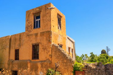 Eski Avrupa evi. Seçici odaklı arkaplan ve metin için alanı kopyala