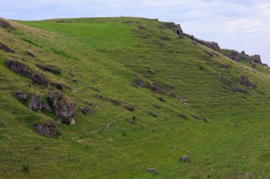 Hilly Vadisi. Seçici odaklı arkaplan ve metin için alanı kopyala.