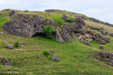 Hilly Vadisi. Seçici odaklı arkaplan ve metin için alanı kopyala.