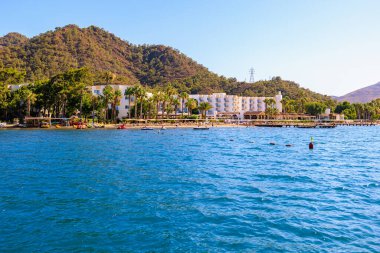 Turist körfezi manzarası. Seçici odaklı arkaplan ve metin için alanı kopyala