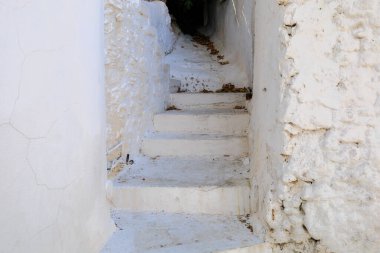 Güzel, samimi, otantik Avrupa caddeleri. Seçici odaklı arkaplan ve metin için alanı kopyala.