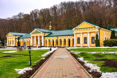 Eski manastır. 2 Aralık 2023 Hincu Moldova. Metin için kopyalama alanı olan dini arkaplan