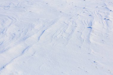 Karla kaplı toprak. Seçici odaklı arkaplan ve metin için alanı kopyala