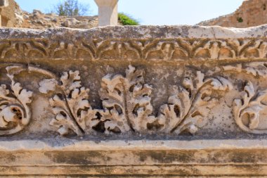 Antik mimarinin desenleri. İnsanlığın antik uygarlıklardan kalma kültürel mirası. Seçici odaklı arkaplan