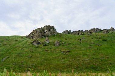 Hilly Vadisi. Seçici odaklı arkaplan ve metin için alanı kopyala.