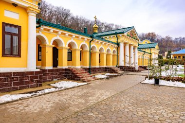 Eski manastır. 2 Aralık 2023 Hincu Moldova. Metin için kopyalama alanı olan dini arkaplan