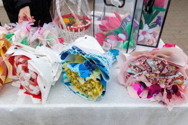 7 Mart 2024 Balti Moldova. İllüstrasyon başyazısı. Bahar tatili için çiçek fuarı