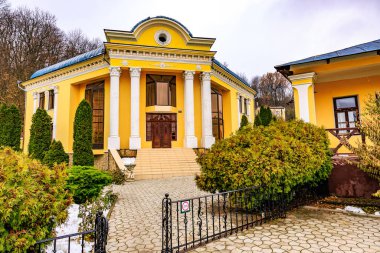 Eski manastır. 2 Aralık 2023 Hincu Moldova. Metin için kopyalama alanı olan dini arkaplan