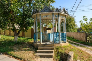 Köy iyi. Seçici odaklı arkaplan ve metin için alanı kopyala