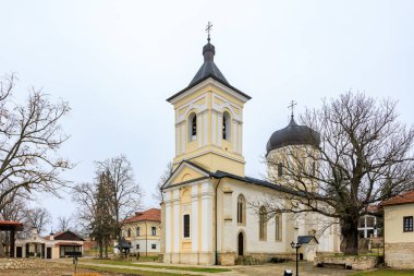 Eski Manastır. 2 Aralık 2023 Capriana Moldova. Metin için kopyalama alanı olan düzenleyici arkaplan