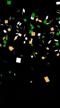 Çerçevenin altından üç renkli İrlanda konfetileri patlıyor, sonra iki kere patlıyor ve yere ışıl ışıl parlıyor. Aziz Patrick Günü kutlaması konsepti. Şeffaf alfa kanalı ile üstüste bindir.