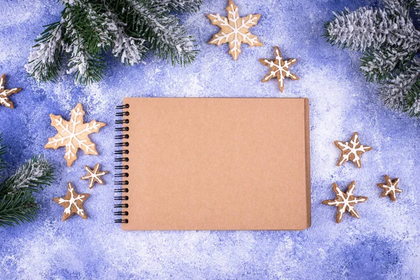 Christmas Composition Empty Craft Notebook New Year Resolution List Concept — Zdjęcie stockowe