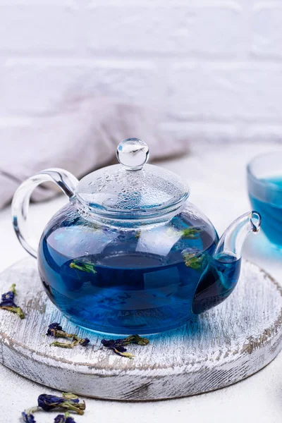 Blue tea Butterfly pea or anchan with dry flower of clitoria