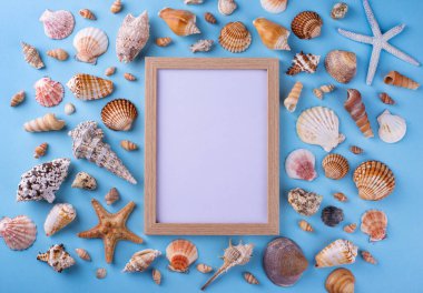 Kum ve deniz kabuğuyla yaz denizcilik geçmişi