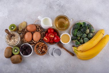 Melatonin içeren sağlıklı ürünler. İyi bir uyku için yiyecek.