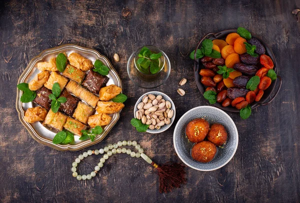 Ramadan Iftar Traditional Desserts Turkish Arabic Sweets Baklava Pistachios Dates — Stock Fotó