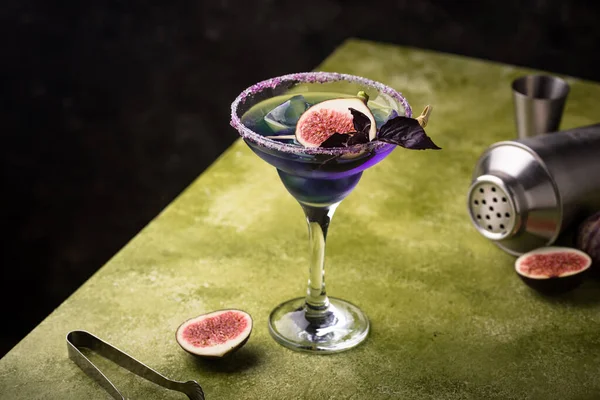Cocktail Figuier Violet Mocktail Verre Sur Fond Vert Olive — Photo