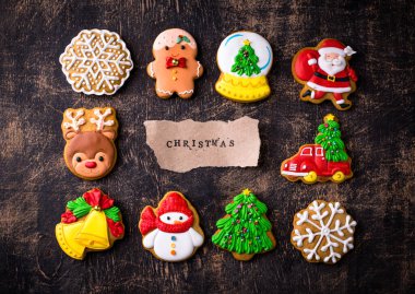 Noel ev yapımı zencefilli kurabiyeler, kremalı, şenlikli arka plan