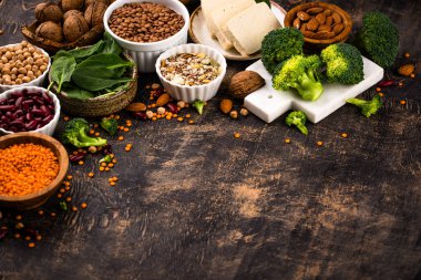 Bitki bazlı vegan protein ürünlerinin çeşitliliği, sağlıklı gıda kavramı