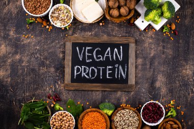 Bitki bazlı vegan protein ürünlerinin çeşitliliği, sağlıklı gıda kavramı