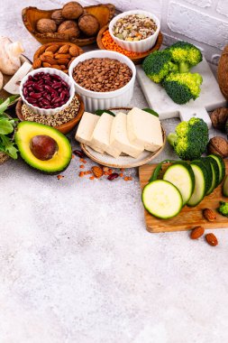 Vejetaryen keto ürünleri. Vejetaryenler için ketojenik bitki temelli gıda