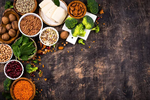 Bitki bazlı vegan protein ürünlerinin çeşitliliği, sağlıklı gıda kavramı