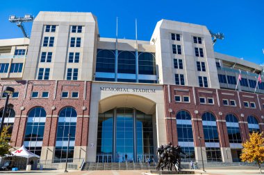 Lincoln, NE - Ekim 2022: Memorial Stadyumu, Lincoln, Nebraska Lincoln Üniversitesi 'nin kampüsünde bulunan futbol stadyumu.