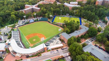 Chapel Hill, NC - 6 Ekim 2023: Boshamer Stadyumu 'ndaki Bryson Field, Kuzey Carolina Tar Heels beyzbol takımının evi..