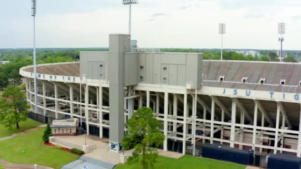 杰克逊 2022 密西西比州退伍军人纪念体育场是杰克逊州立大学足球和其他活动的发源地 — 图库视频影像