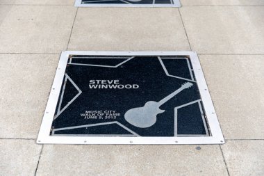 Nashville, TN - 15 Mart 2024: Steve Winwood Nashville 'deki Music City Walk of Fame' in yıldızı