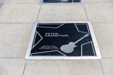 Nashville, TN - 15 Mart 2024: Peter Frampton Nashville 'deki Music City Walk of Fame' in yıldızı
