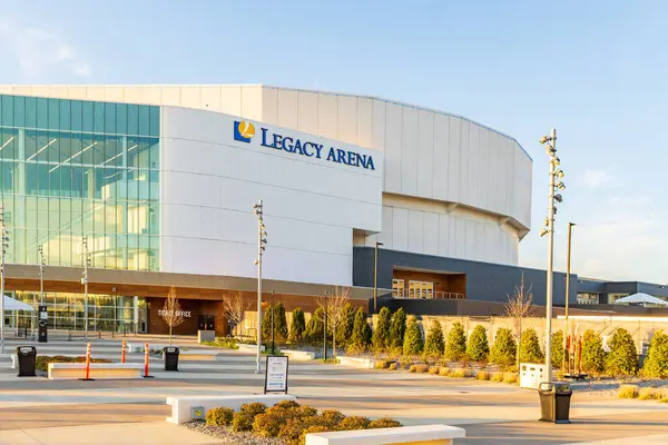 Birmingham, AL - 21 Mart 2025: Legacy Arena Birmingham, AL 'de bulunan çok amaçlı bir tesis.