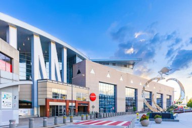 Atlanta, GA - 16 Temmuz 2025: State Farm Arena, ABD 'nin Georgia eyaletinin Atlanta şehrinde yer alan çok amaçlı bir arena..