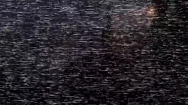 デジタルカラフルなピクセルノイズの抽象的なグリッチ 破損したテレビの背景 — ストック動画