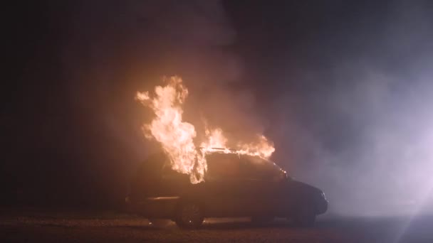 Brandende Auto Slow Motion Auto Brand Transportexplosie Thema Van Criminele — Stockvideo