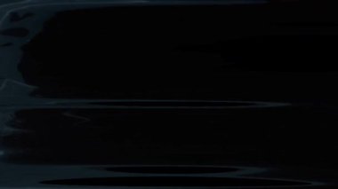 Eski hasarlı film yüzey dokusu gürültüsü, toprak ve tahıl. Dinamik film yuvarlanma etkisi. 16mm, 35mm bant desenli. Retro vintage etkisi. Yüksek kalite 4k görüntü