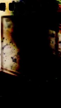 Çizikler, toz ve tahıl. Retro vintage etkisi eski hasarlı film dokusu gürültüsü. Yüksek kalite 4k görüntü