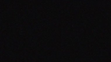 Çizikler ve toz grunge eski film yüzeyine zarar verdi. Dinamik 8mm, 16mm, 35mm bant dokusu. Retro vintage etkisi. Yüksek kalite 4k görüntü