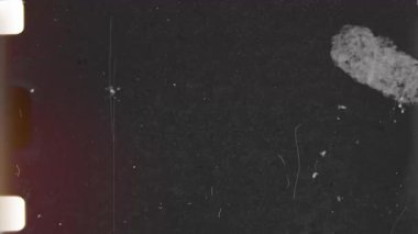 Grunge karalama dokusu. Eski hasarlı yüzeyi toz ve çizikler. Retro vintage siyah arka plan. Yüksek kalite 4k görüntü