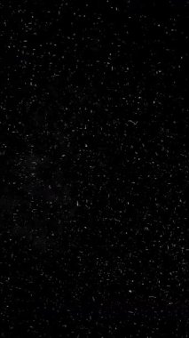 Gerçekçi Toz ve Tırmık Örtüsü Dikey Biçimlendirmesi. Yüksek kalite 4k görüntü