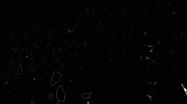 Film yanar, toz alır ve grunge doodle kaplaması çizer. Retro vintage etkisi. Yüksek kalite 4k görüntü