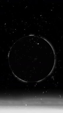 Grunge Film Grain Üst üste yumruk delikleri ve çiziklerle retroefekt. Yüksek kalite 4k görüntü