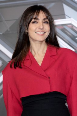 MILAN, ITALY - 6 Aralık 2022: Aktris Ambra Angiolini, İtalya 'nın Milano kentindeki Forum Assago' da düzenlenen X Factor İtalya Final 2022 basın toplantısına katıldı. 