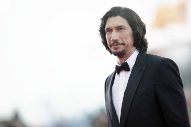 Venedik, İtalya - 31 Ağustos 2023 'te Venedik, İtalya' da düzenlenen 80. Venedik Uluslararası Film Festivali 'nde Adam Driver 