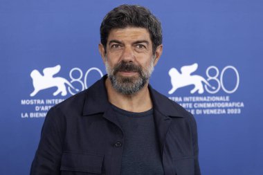 Pierfrancesco Favino 30 Ağustos 2023 'te Venedik Uluslararası Film Festivali' nde 