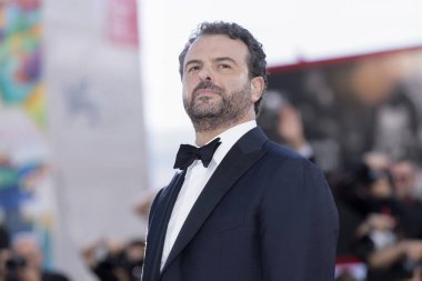 30 Ağustos 2023 'te Venedik Uluslararası Film Festivali' nde yönetmen Edoardo De Angelis 