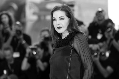 Priscilla Presley, Venedik Uluslararası Film Festivali 'nin 80. yılındaki 