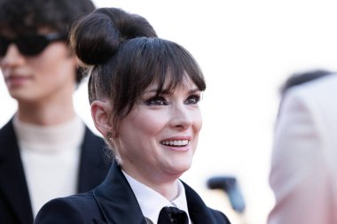 Winona Ryder 28 Ağustos 2024 'te Venedik Uluslararası Film Festivali' nin açılış töreni kırmızı halısına katılıyor..